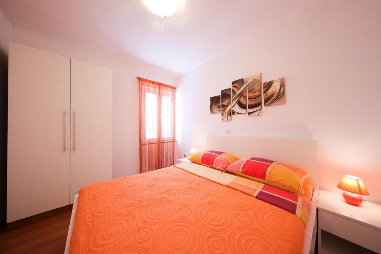 Villa Pino With Pool, Sauna & Jacuzzi Petrčane Dış mekan fotoğraf