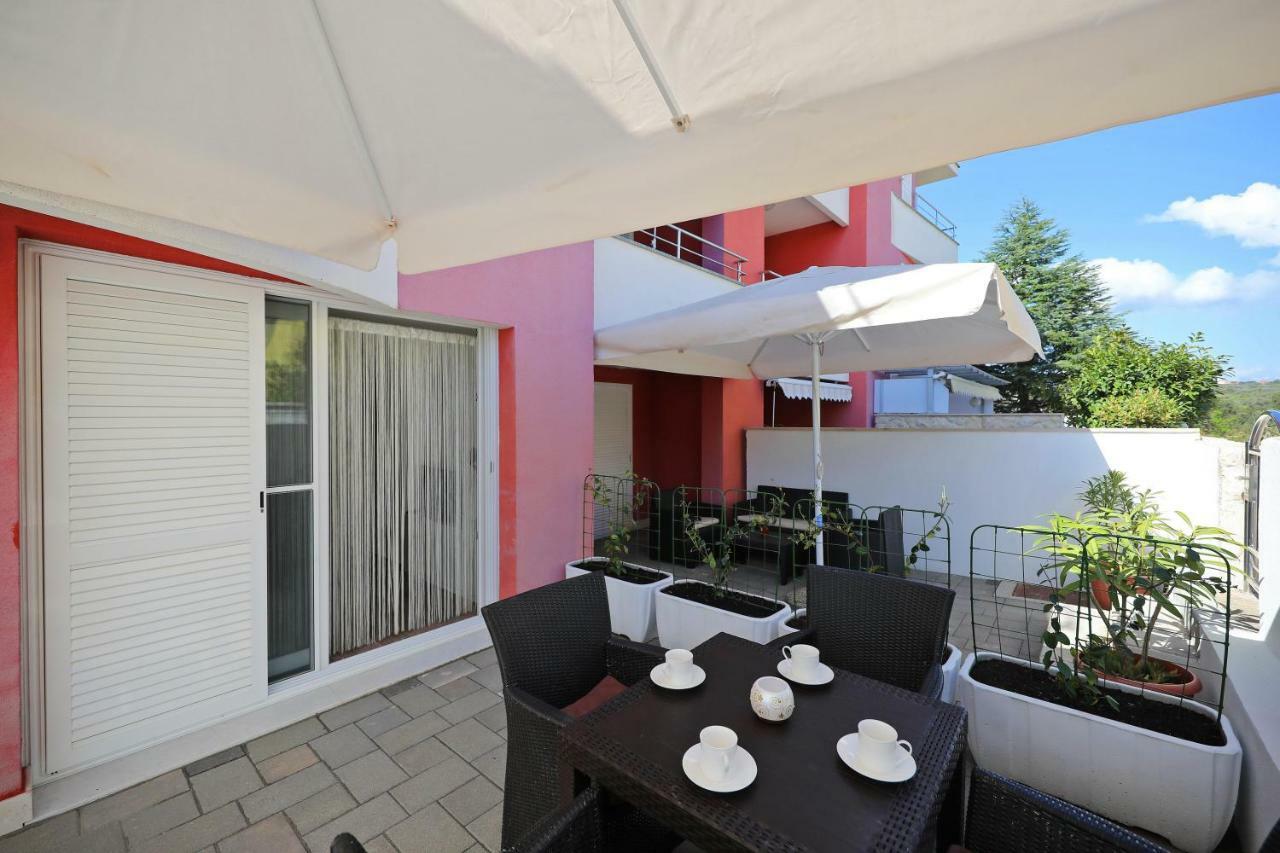 Villa Pino With Pool, Sauna & Jacuzzi Petrčane Dış mekan fotoğraf